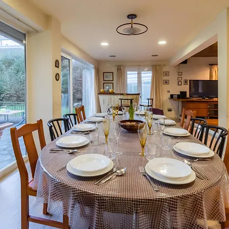 Villa Piscina Climatizada Todo El Ano