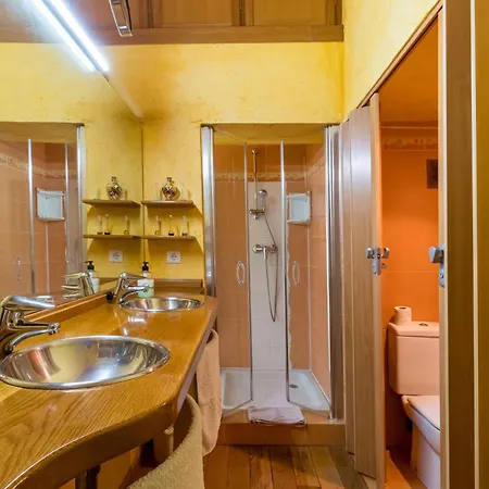 Villa Piscina Climatizada Todo El Ano Valle (Ruesga)
